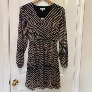 Koko + Mason Black Tan Zebra Animal Print Long Sleeve V-Neck Dress Size S